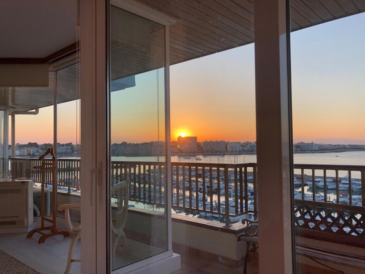 Solo Atico Guest Suites Ля Эскала Экстерьер фото