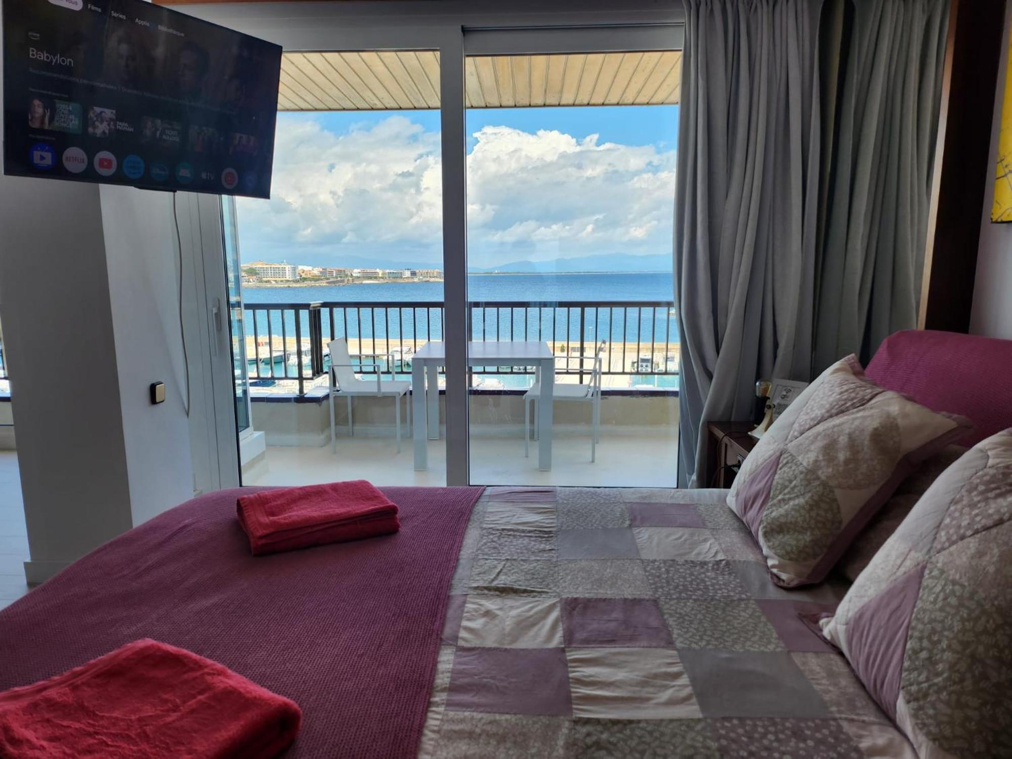 Solo Atico Guest Suites Ля Эскала Экстерьер фото
